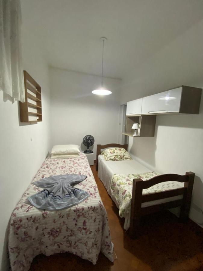 Hostel Gru Economico Com Quartos Individuais E Translado Гуарульос Екстериор снимка