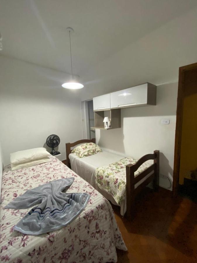 Hostel Gru Economico Com Quartos Individuais E Translado Гуарульос Екстериор снимка