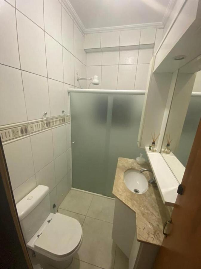 Hostel Gru Economico Com Quartos Individuais E Translado Гуарульос Екстериор снимка